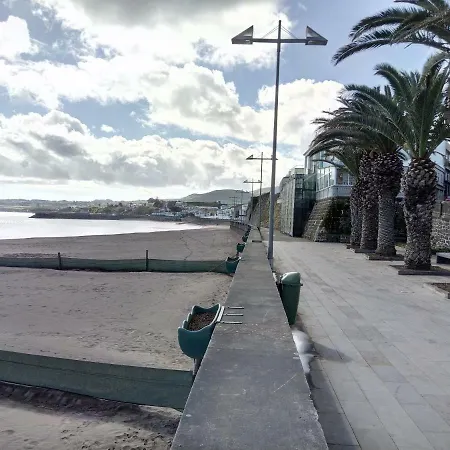 Apartment Janelas Da Praia da Vitoria